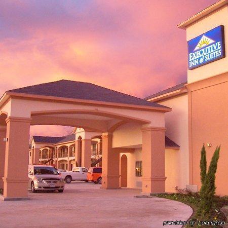 Executive Inn & Suites - Jewett Εξωτερικό φωτογραφία