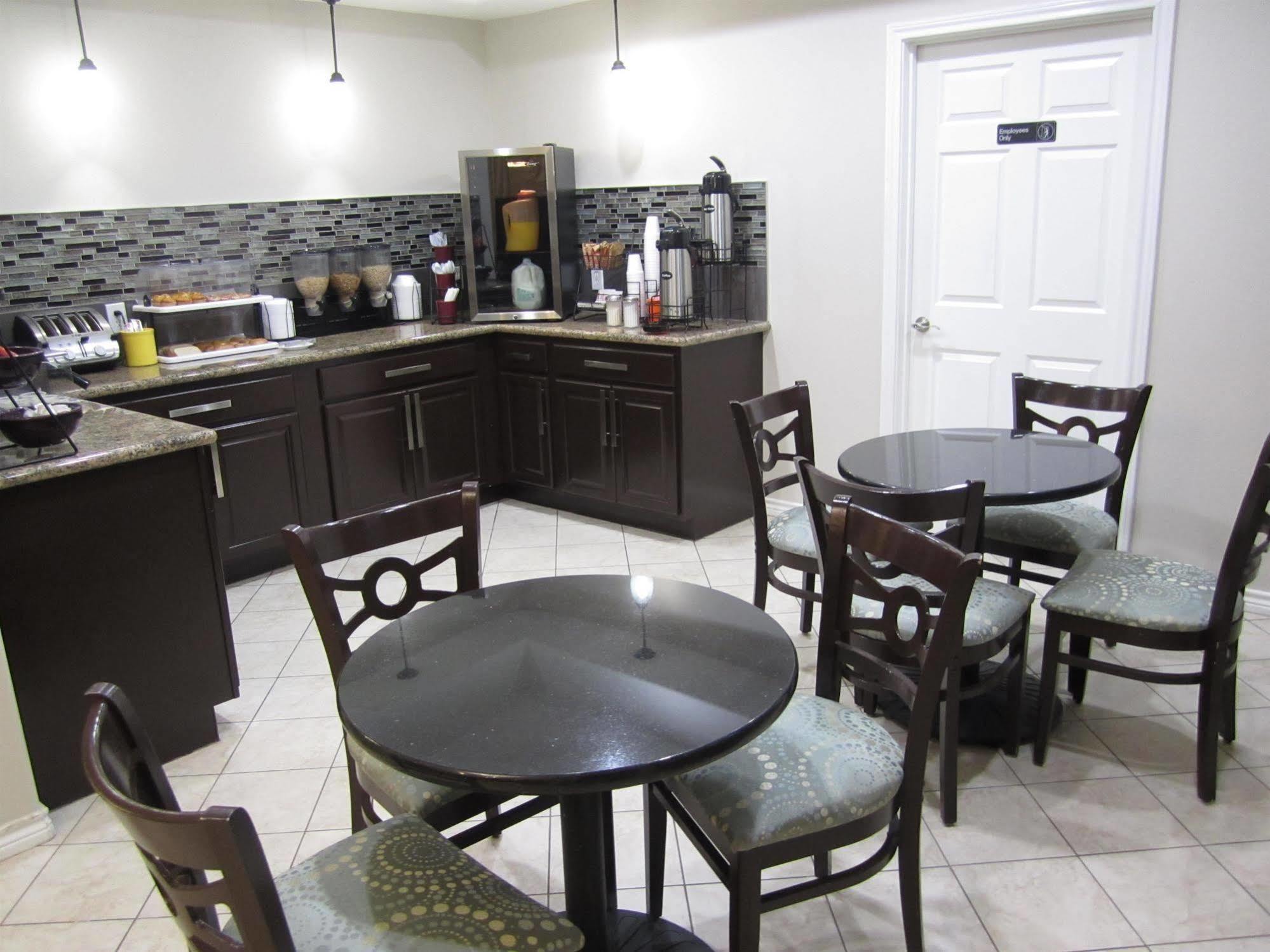 Executive Inn & Suites - Jewett Εξωτερικό φωτογραφία