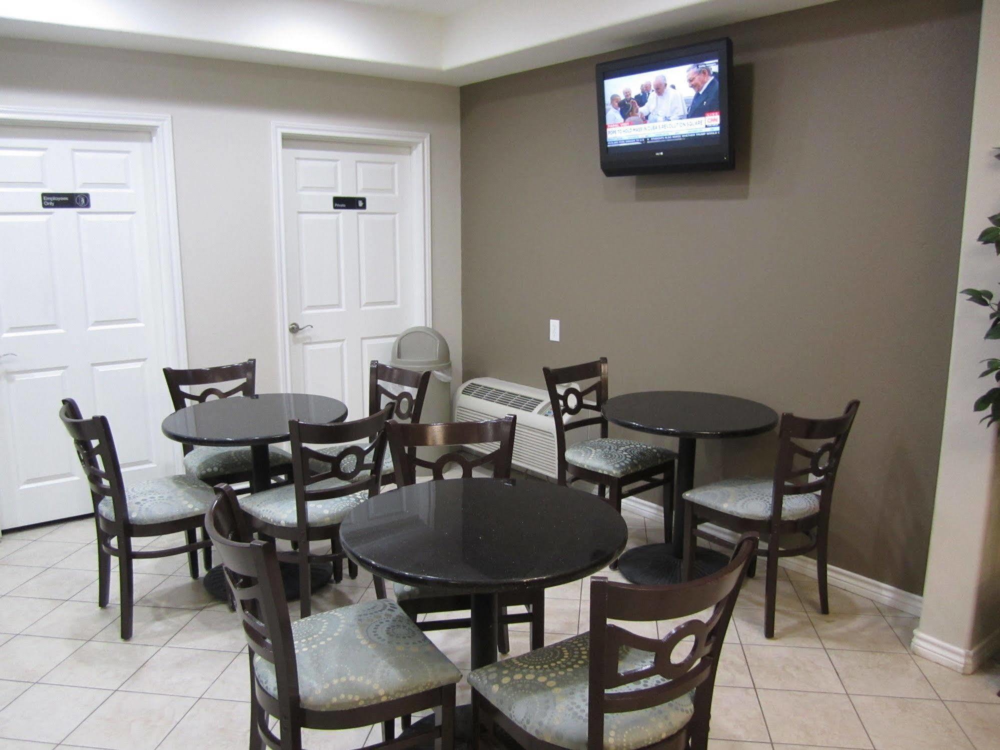 Executive Inn & Suites - Jewett Εξωτερικό φωτογραφία