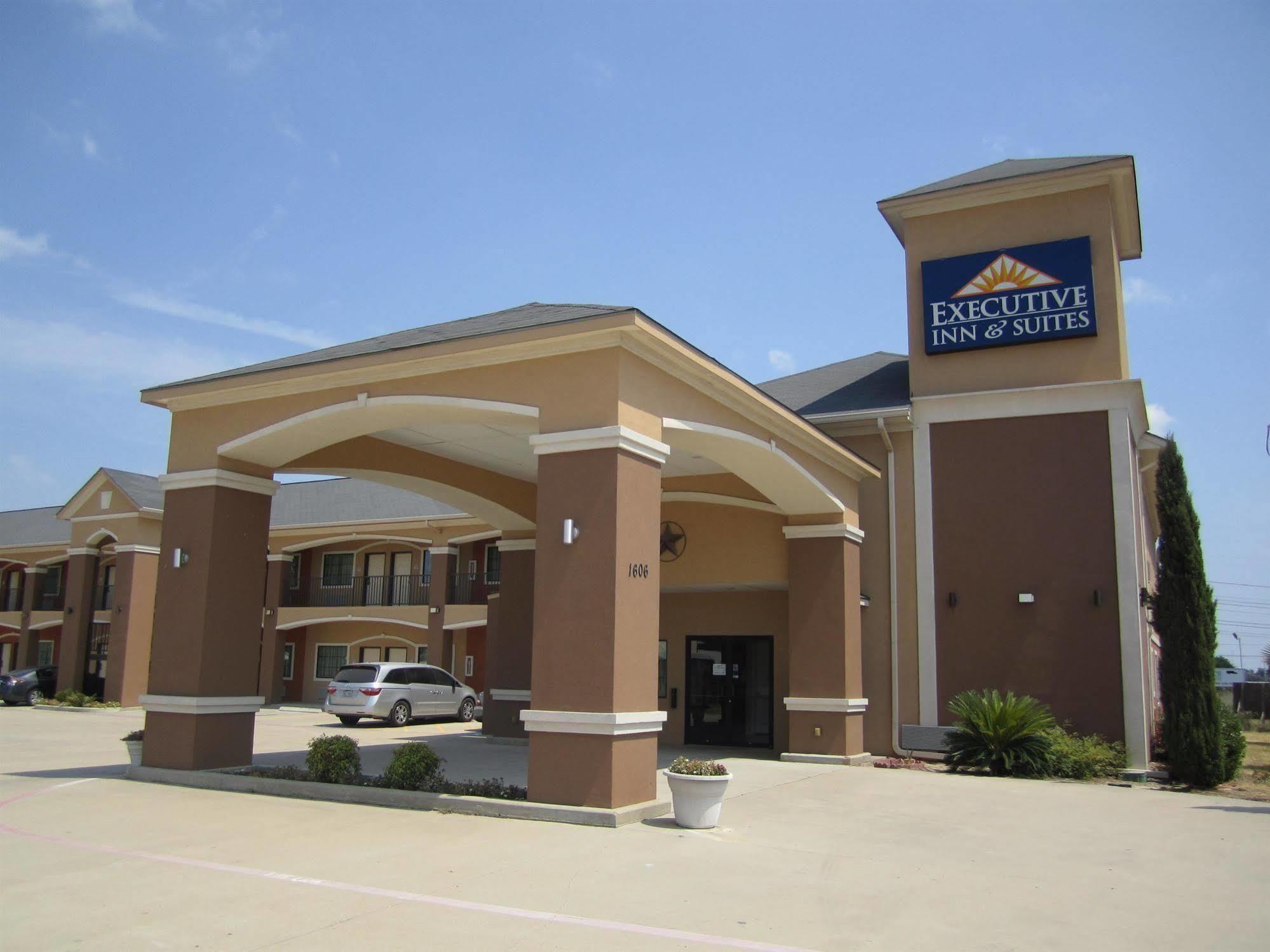 Executive Inn & Suites - Jewett Εξωτερικό φωτογραφία