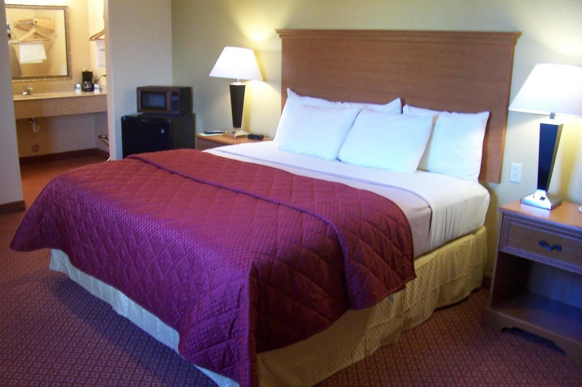 Executive Inn & Suites - Jewett Εξωτερικό φωτογραφία