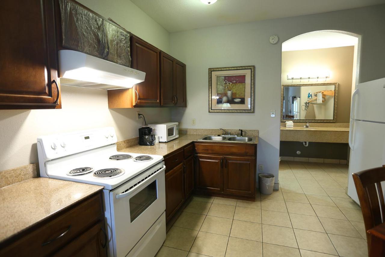 Executive Inn & Suites - Jewett Εξωτερικό φωτογραφία
