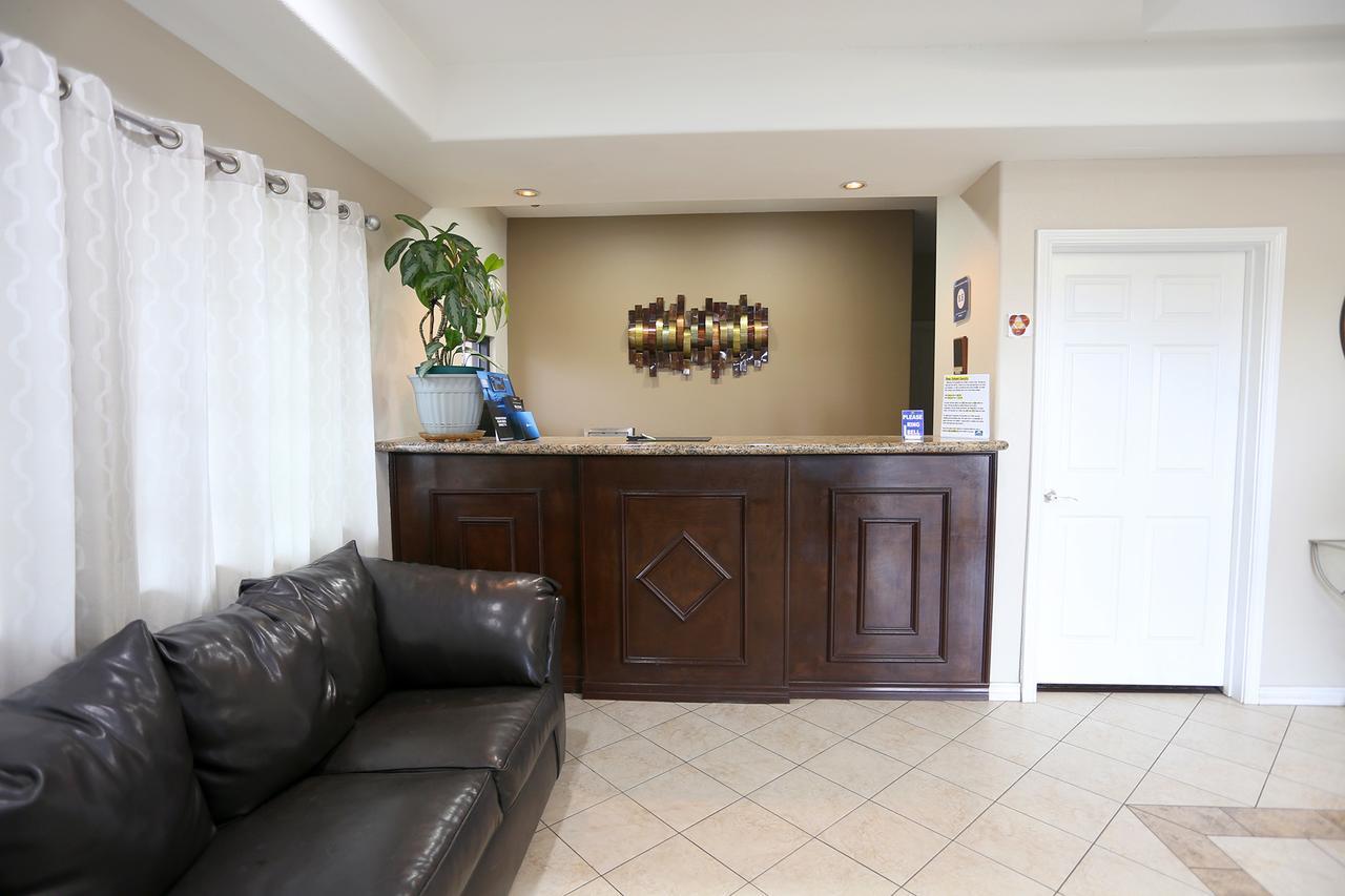 Executive Inn & Suites - Jewett Εξωτερικό φωτογραφία